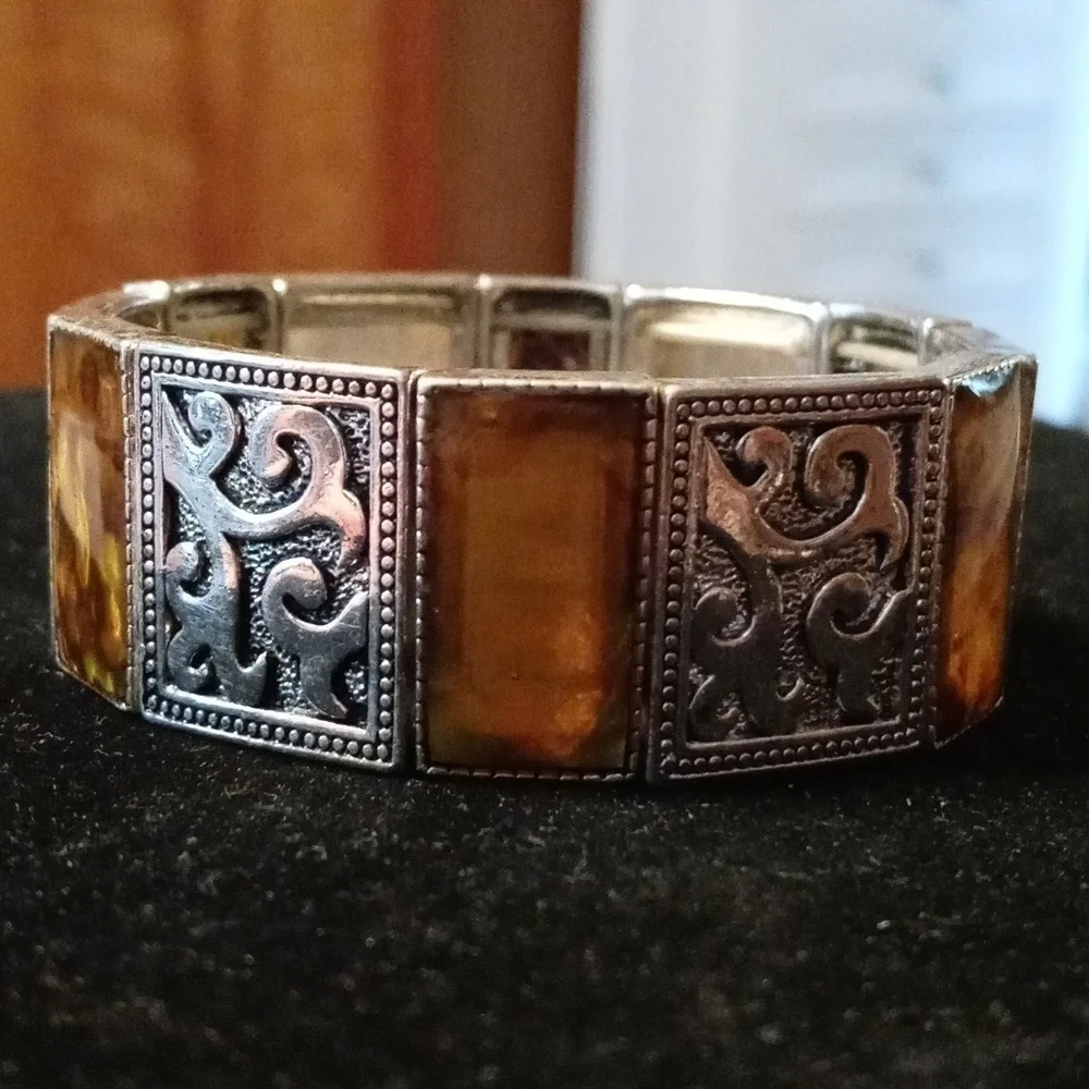 Amber and silver metal stretchy band - Picture 2 of 5